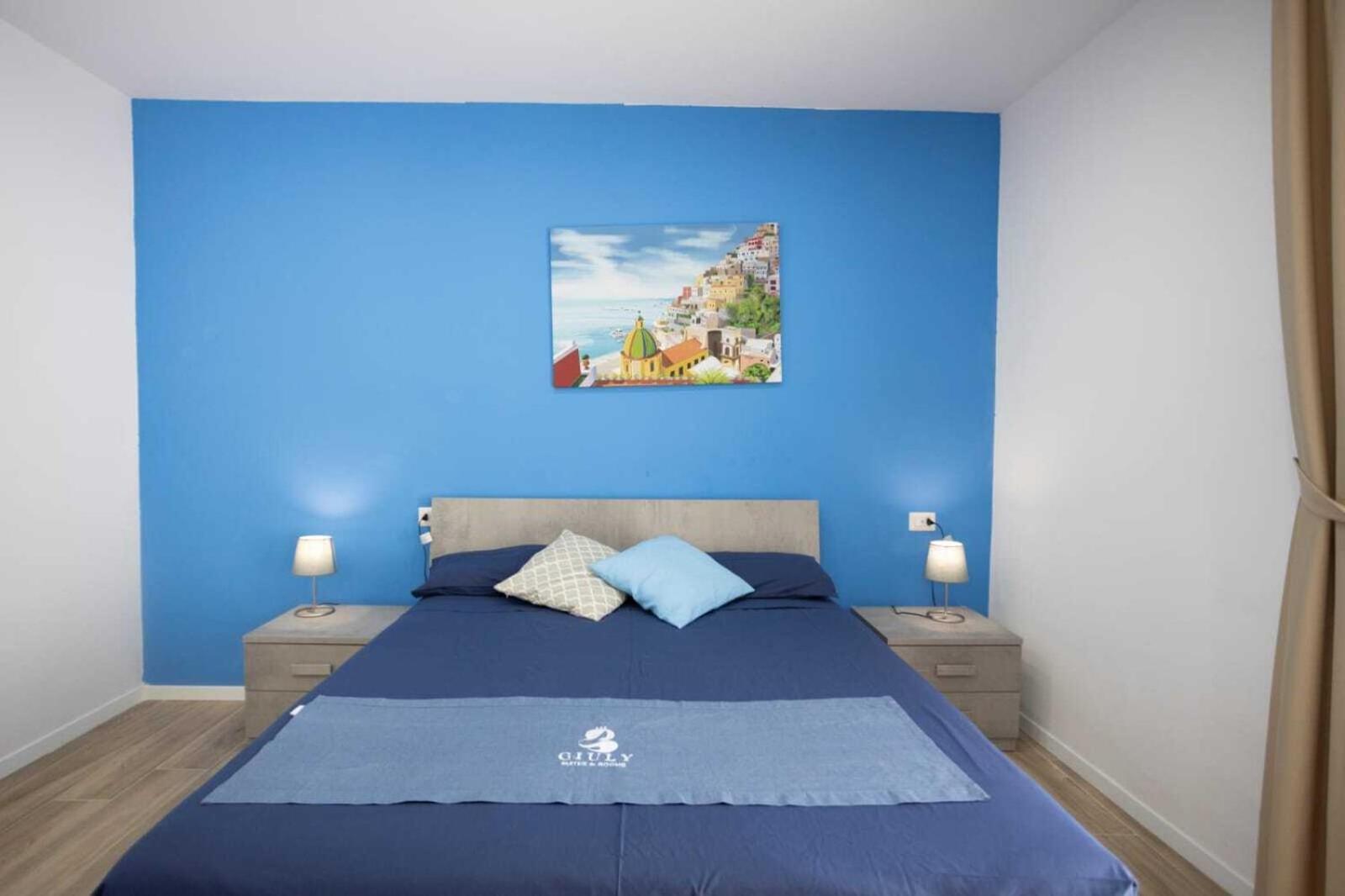Giuly Suites & Rooms Νάπολη Εξωτερικό φωτογραφία
