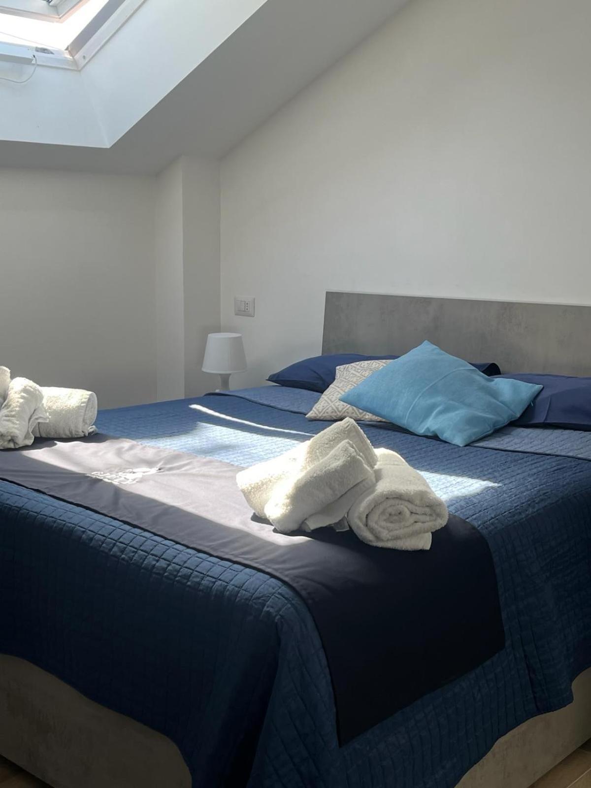 Giuly Suites & Rooms Νάπολη Εξωτερικό φωτογραφία