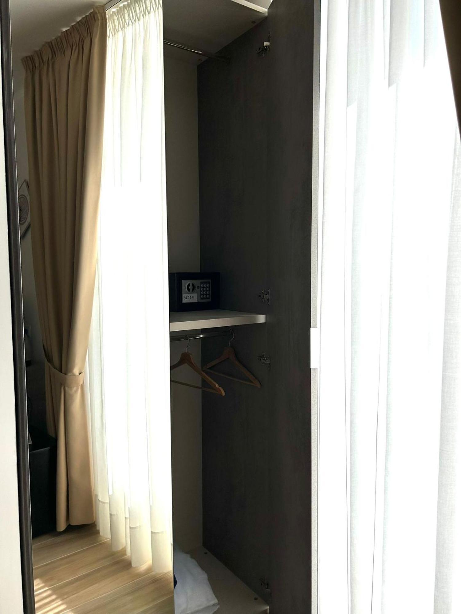 Giuly Suites & Rooms Νάπολη Εξωτερικό φωτογραφία
