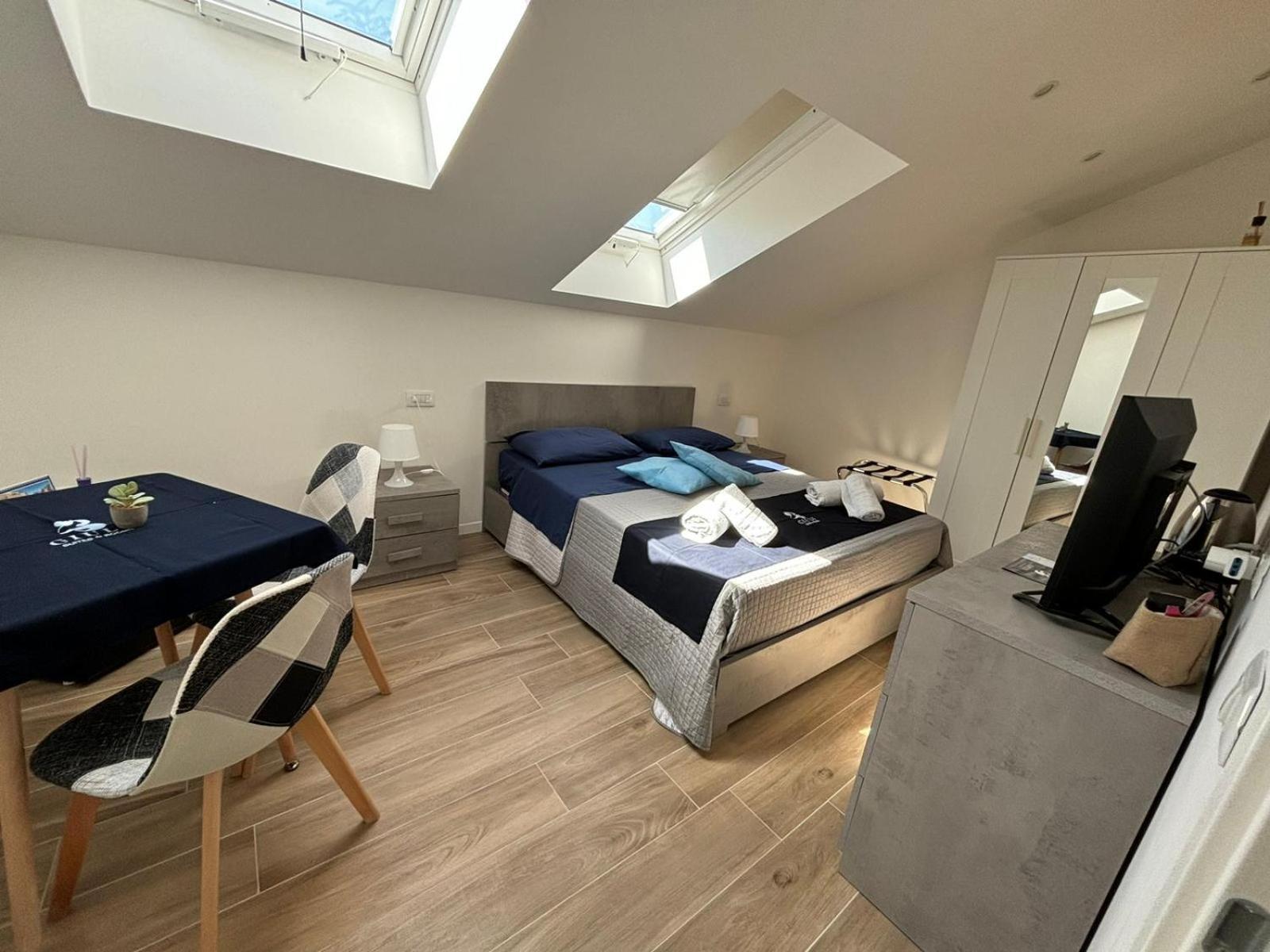 Giuly Suites & Rooms Νάπολη Εξωτερικό φωτογραφία